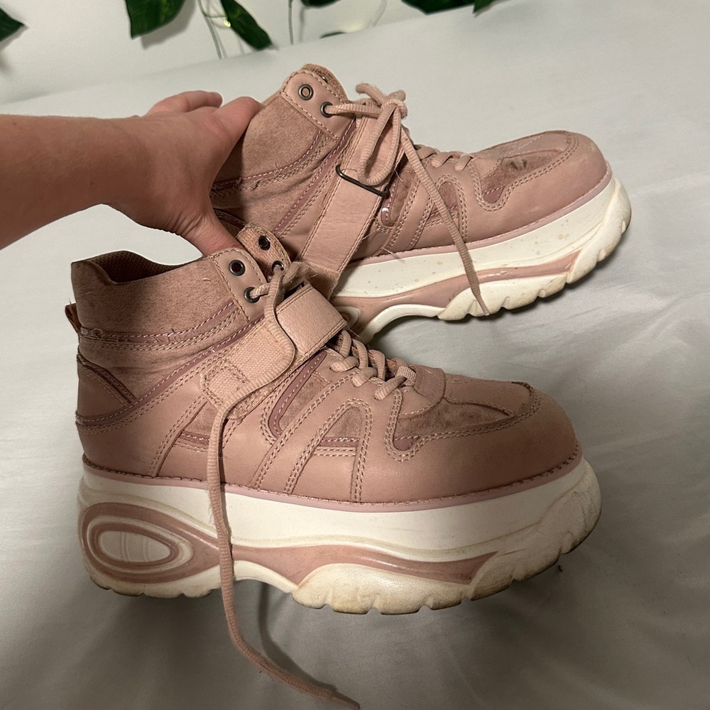 Shoes - Picture 2 of 2